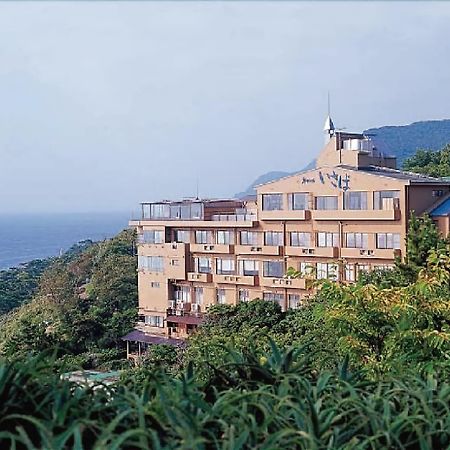 Umi-No-Hotel Isaba Нумадзу Экстерьер фото